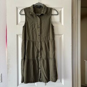 Velvet Heart Khaki Button-Front Top